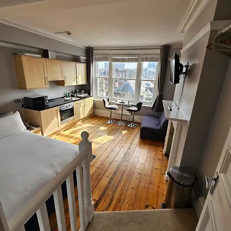 Centre Location On Corn Street Apartman *