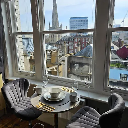 아파트 Centre Location On Corn Street