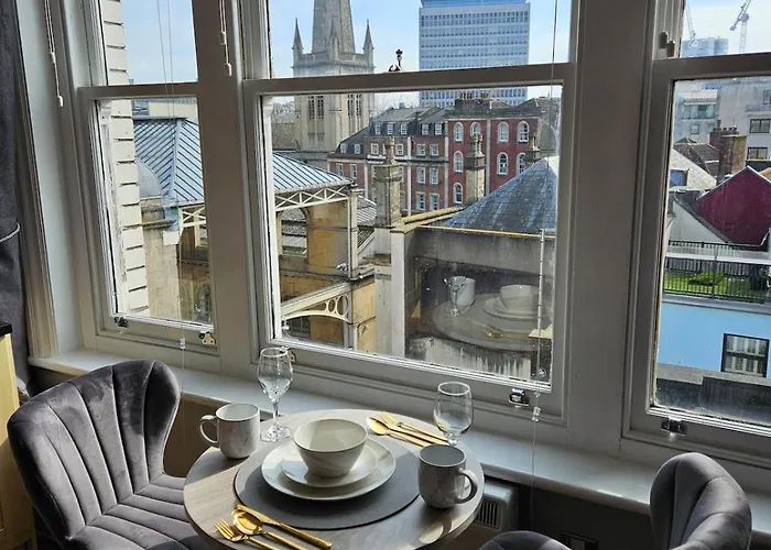 Apartment Centre Location On Corn Street